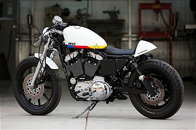 Benelli 1150 Cafe Racer