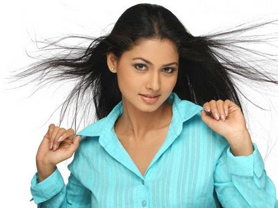 Pooja Umashankar / Красивая актриса индийского кино в домашнем порно